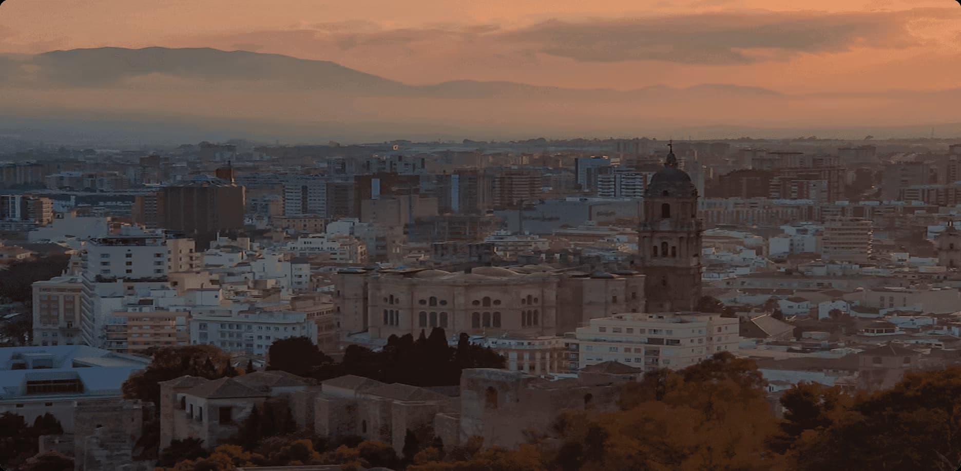 https://cms.stg.malaga.peninsula.co/uploads/imagen_de_fondo_021d51bd12_9afed7094e.avif